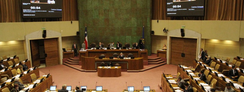CÁMARA APROBÓ PROYECTO QUE REDUCE LÍMITE MÁXIMO DE VELOCIDAD EN ZONAS URBANAS A 50KM/H | Abogados en Puerto Montt - Servicios y Asesorías Legales Puerto Montt