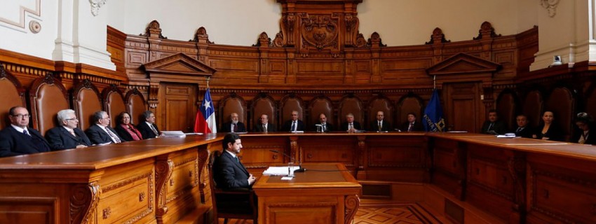 CORTE SUPREMA CONFIRMA FALLO QUE ORDENÓ A EMPRESA DE BUSES INDEMNIZAR A PASAJERO OBLIGADO A BAJAR EN MEDIO DE VIAJE | Abogados en Puerto Montt - Servicios y Asesorías Legales Puerto Montt
