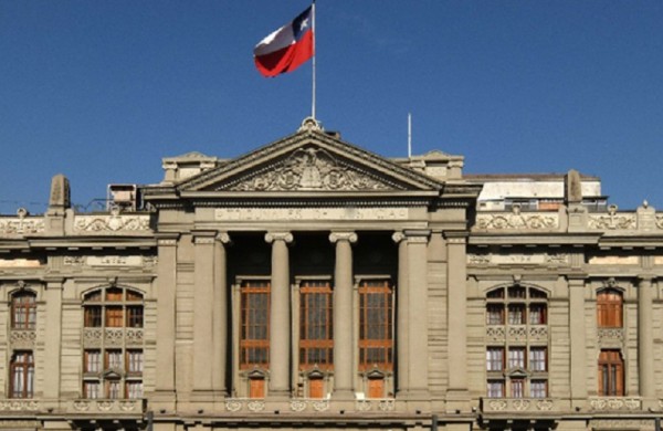 CORTE SUPREMA CONDENA A BANCO A PAGAR INDEMNIZACIÓN POR DAÑOS A LA IMAGEN DE SOCIEDAD COMERCIAL | Abogados en Puerto Montt - Servicios y Asesorías Legales Puerto Montt