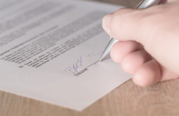 Escrituras Públicas y Contratos Notariales | Abogados en Puerto Montt - Servicios y Asesorías Legales Puerto Montt